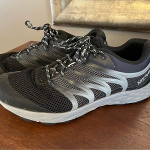 Merrell Women’s Shoe size 8.5.